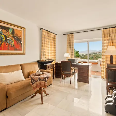 Mediterranean On Aloha Golf With Pool Rdr584 Villa